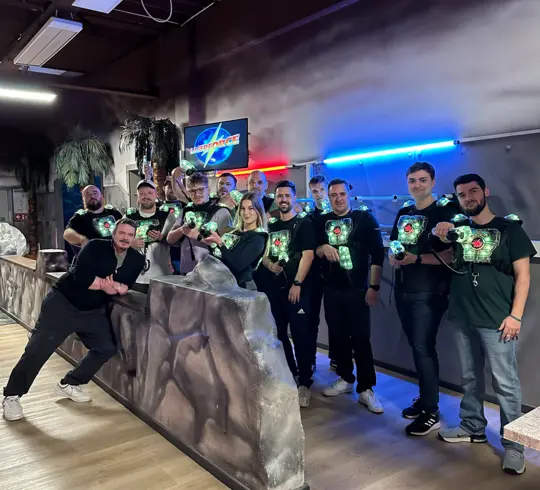 Team DOTLUX im Indoor Funpark