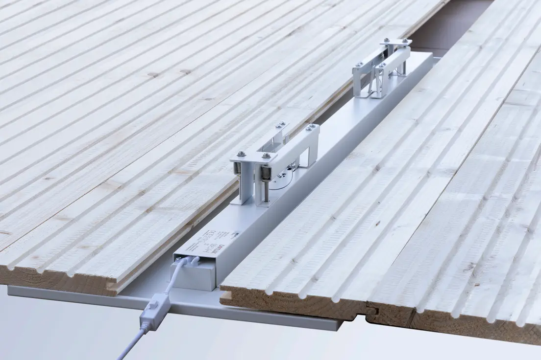 WING mit geschlossenen Brackets