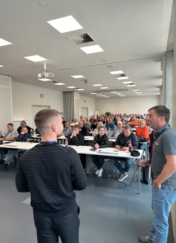 DOTLUX Meet & Greet
