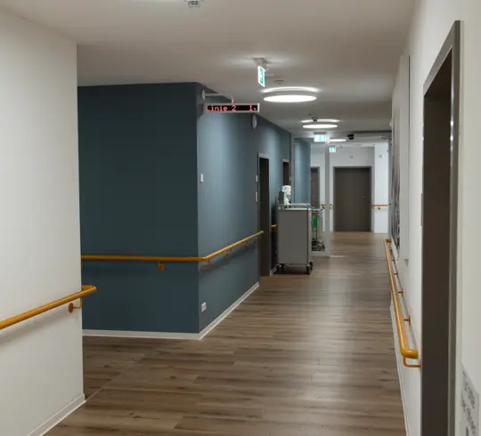 DISCugr im Hausflur im Haus Margarete