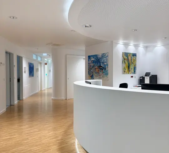 CIRCLEvario im Empfangsbereich einer Arztpraxis
